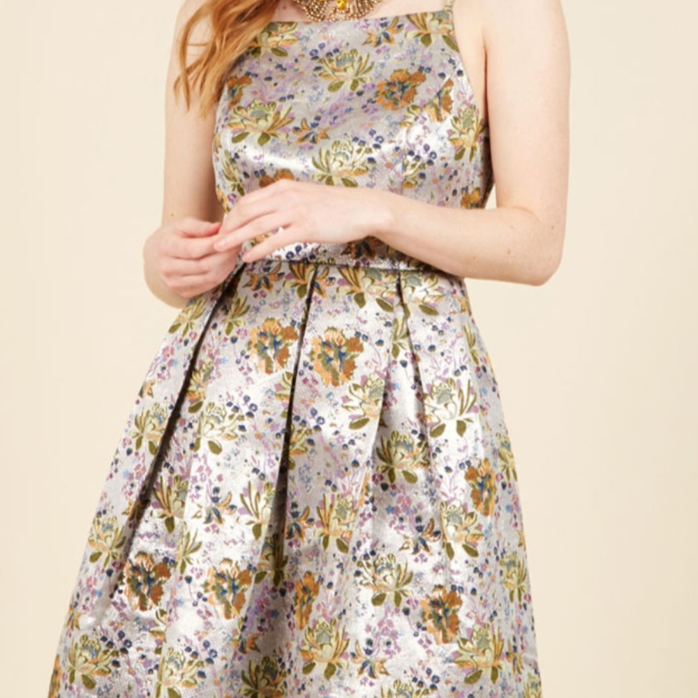 Fancy silver dress with floral pattern